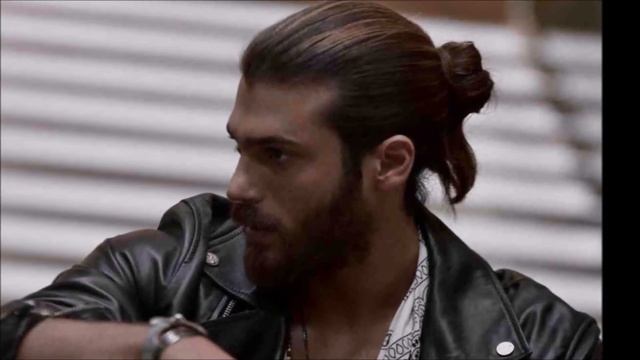 Características incríveis de Can Yaman смотреть онлайн