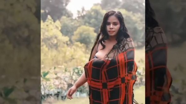 Bongo beauty sreetama sen new Saree fashion show exclusive video #naari Video credit: sareemagazine