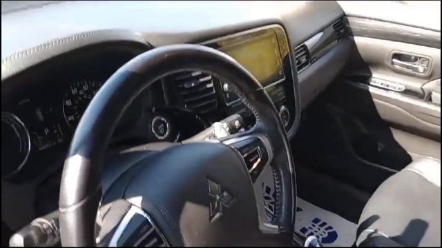 2018 Mitsubishi Outlander PHEV SEL смотреть онлайн