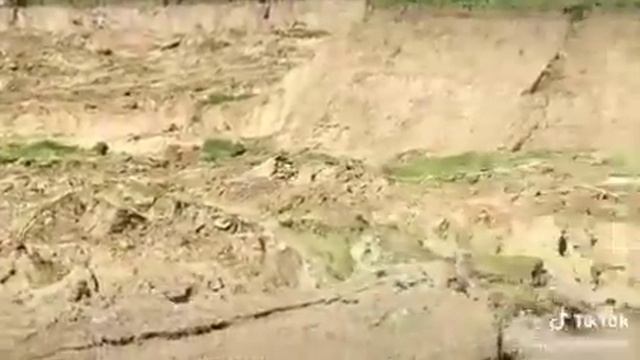 #тажикистан#tajikistan ЗЕМЛЕТРЯСЕНИЕ В РАЙОНЕ АБДУРАХМОНИ ДЖОМИ н. АБДУРАҲМОНИ ҶОМӢ смотреть онлайн