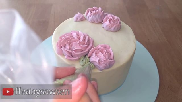Buttercream peony wreath cake - how to pipe peonies & drop flowers with low sugar frosting смотреть онлайн