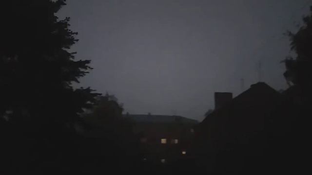 На улице Гроза . смотреть онлайн