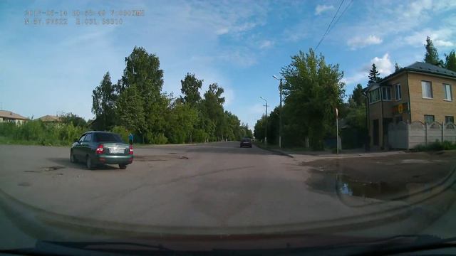 Засыпали ямы к приезду ВрИО губернатора - дороги г. Старая Русса (14,16.06.2017 г.)