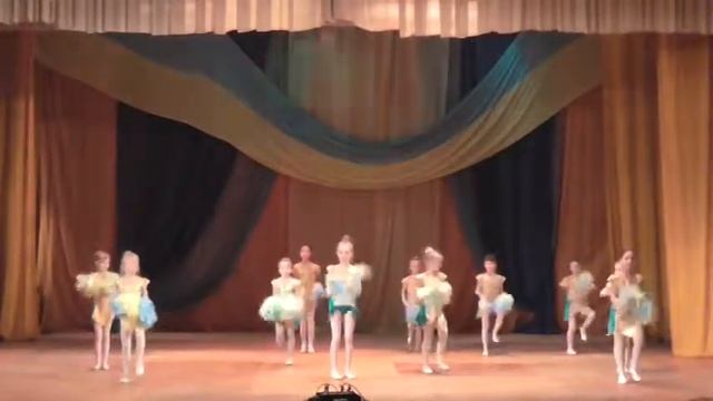Виктория " Черлидеры вперёд!" смотреть онлайн