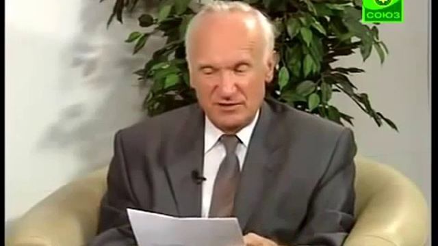 Осипов А И Причащение детей и игры в Храме смотреть онлайн