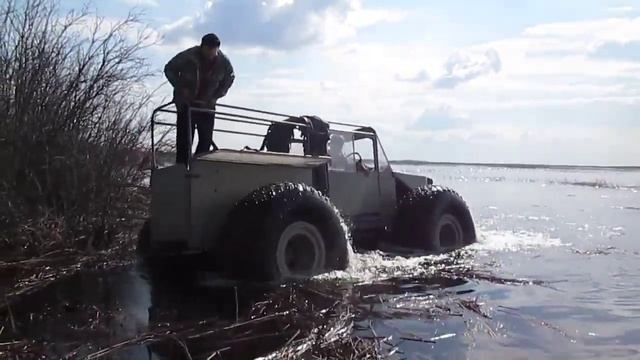 Вездеход Соломономобиль-9 плавание по озеру 14 смотреть онлайн