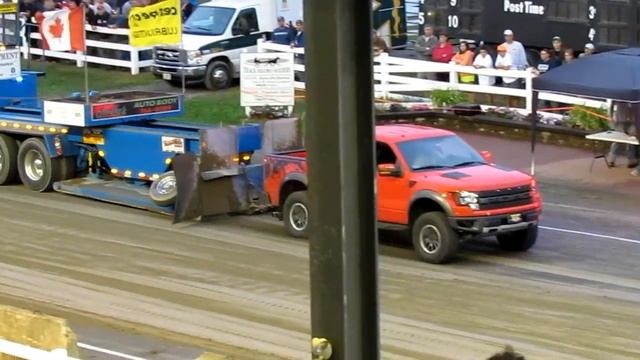 2012 SVT Ford Raptor Truck Pull 6.2---4 LOW!!!! смотреть онлайн