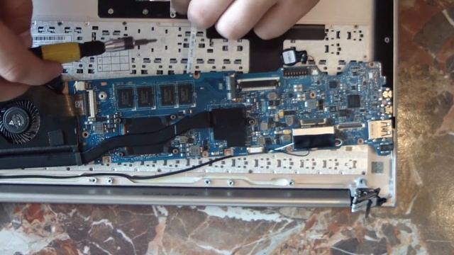 Разбор Asus UX31E.UltraBook.Замена клавиатуры.