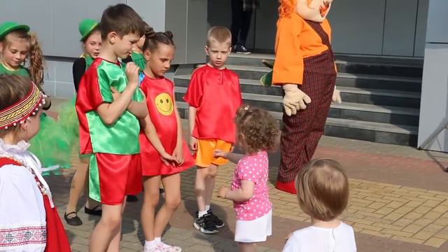 Детство должно быть добрым! смотреть онлайн