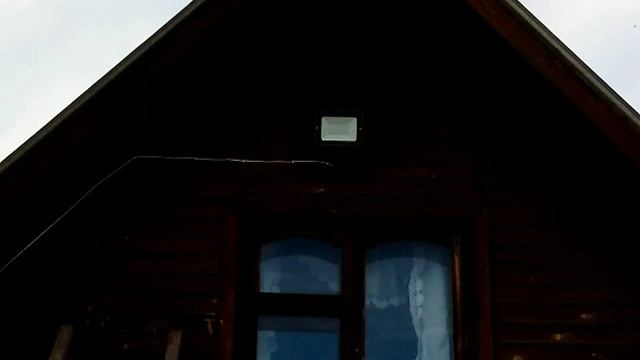 Светодиодный прожектор INTOP 100W / LED Floodlight INTOP 100W