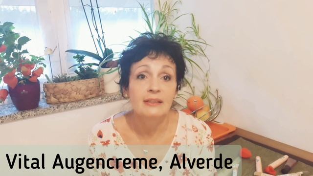За чем в ДМ? Средства для здоровья волос, уход за областью глаз, правильный тон для лица... смотреть онлайн