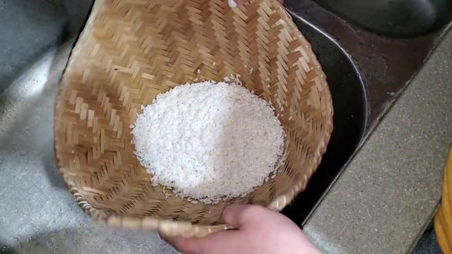 How to make Sticky Rice!!! смотреть онлайн