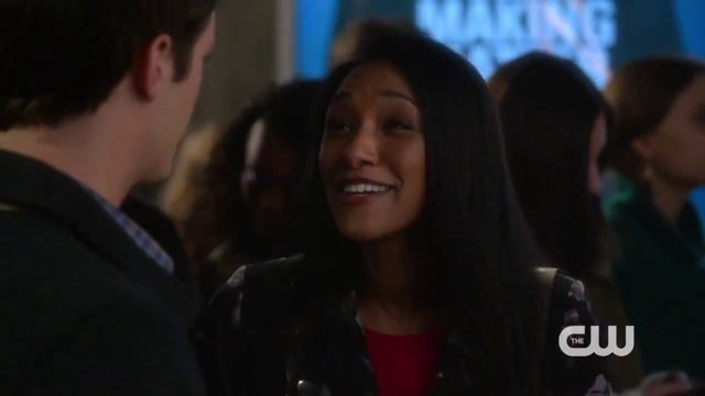 The Flash: Candice Patton Interview (HD)! смотреть онлайн