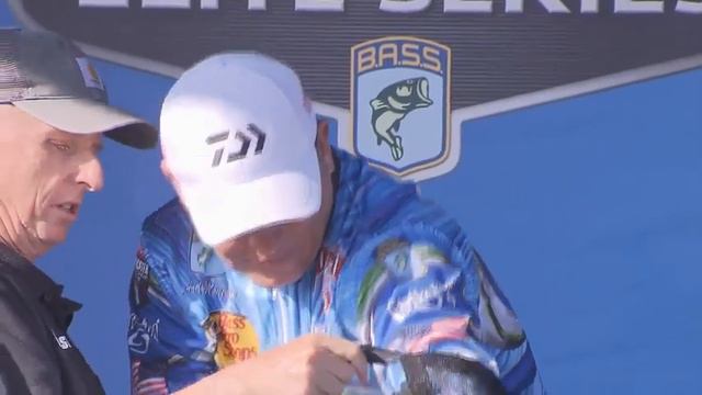 Bassmaster Classic Fantasy Fishing Pundit Picks смотреть онлайн