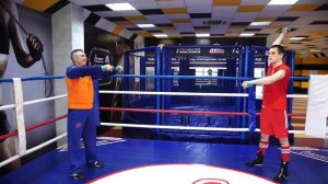 Костя Цзю. Шахматы Бокса. 2 Этап. Тренировка 2. Серия 2. Работа с гантелями