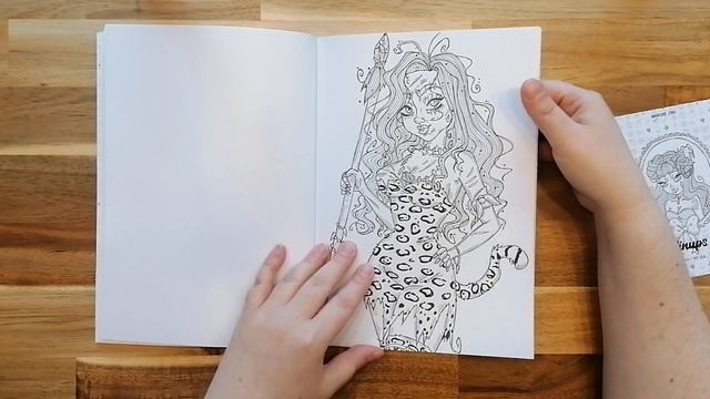 PRESENTATION | Pinups - Amandine Jung смотреть онлайн