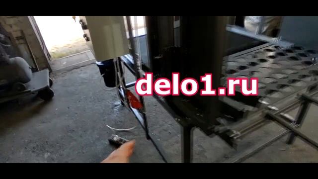 Станок для протяжки пенопласта и для напыления шпатлевки. смотреть онлайн