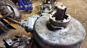 Как снять тормозной барабан минитрактора TZ4K14 (02.07.2022)