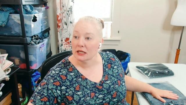 Ship With Me! SWM Work With Me! WWM Ebay Seller Poshmark Seller смотреть онлайн