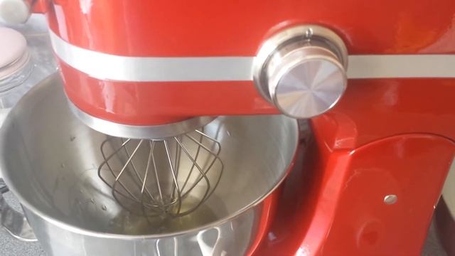 AEG Ultramix KM4000 Food Mixer - Red / Stainless Steel смотреть онлайн