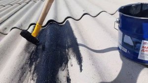 Лопнул шифер. Этот метод работает уже 4 года. Крыша не течёт. 2022.