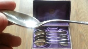 Продал мельхиоровые чайные ложки.