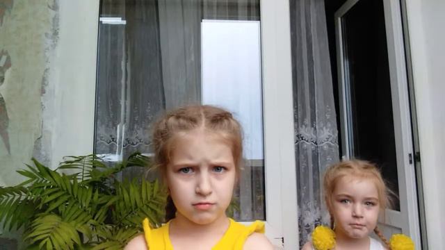 Клип Мама не пускает нас гулять Даша Гамиева и поля гамиева смотреть онлайн