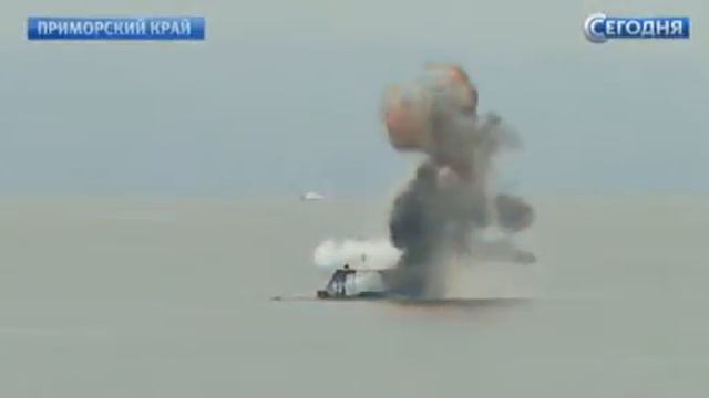 Парад кораблей и морской бой: Дальний Восток отмечает День ВМФ смотреть онлайн