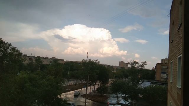 ШУМ ДОЖДЯ смотреть онлайн
