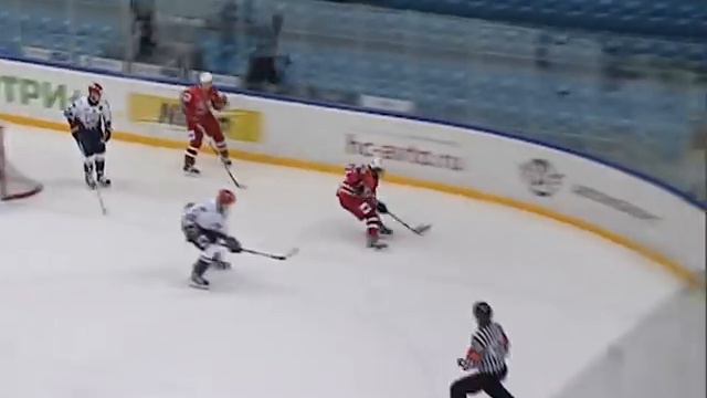 Авто 2-4 Белые тигры,ГОЛЫ смотреть онлайн