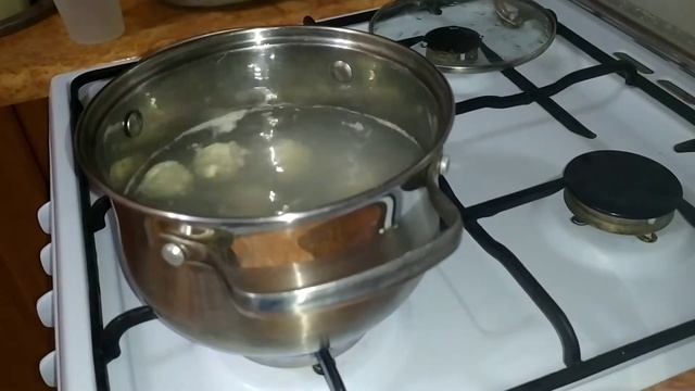 Суп с фрикадельками. Вкусный и наваристый.