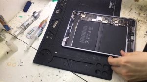 Замена аккумулятора на ipad pro 9,7. Замена акб на айпад про 9.7