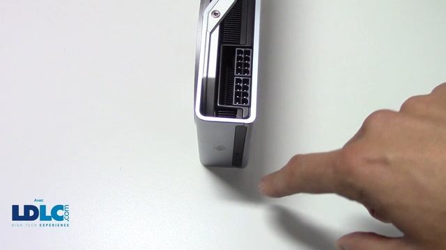 [Cowcot TV] Présentation carte graphique Nvidia RTX 2080 Ti Founders Edition смотреть онлайн