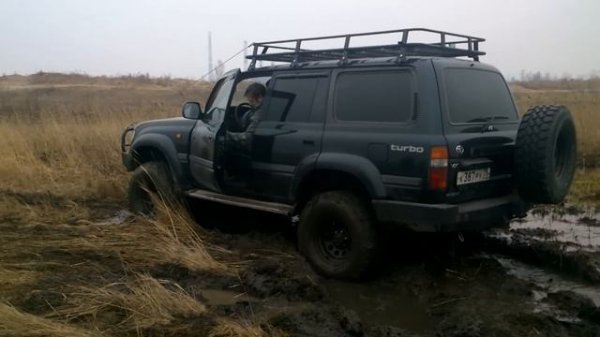 Opel Monterey против Land Cruiser 80