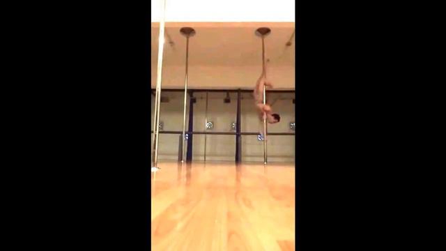 Gregorys Garcia, Venezuela, categoría senior varonil; "Abierto Panamericano de Pole sports 2015". смотреть онлайн
