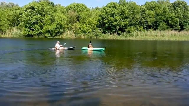 Катя осваивает каяк смотреть онлайн