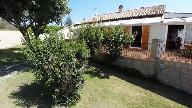 Location - Sernhac - Uzes - Villa Cigales avec Piscine - Vue par drone смотреть онлайн