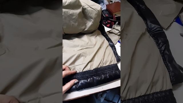 КАК УКОРОТИТЬ ПУХОВОЕ ПАЛЬТО смотреть онлайн