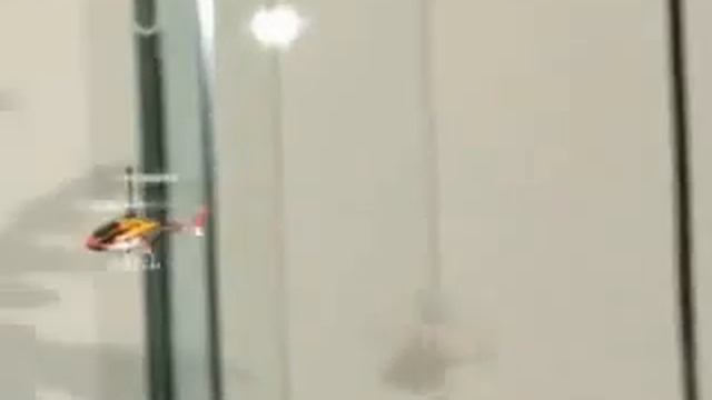 Радиоуправляемая модель вертолета L6018F Radio Remote Control смотреть онлайн