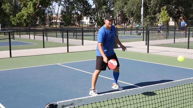 Pickleball Elbow or Tennis Elbow | Stretches for Tennis Elbow | The Pickleball Doc смотреть онлайн
