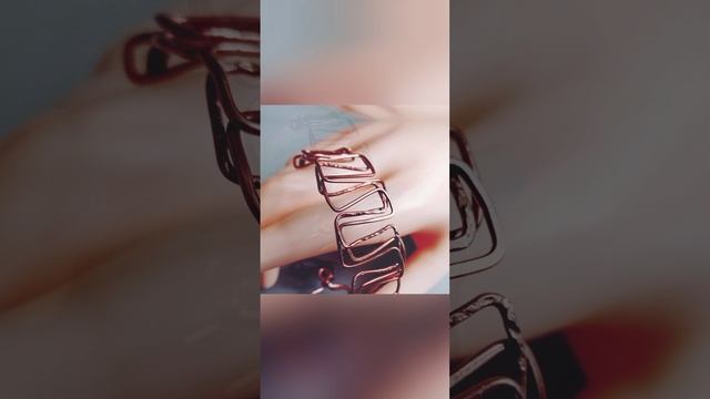 Браслет из медной проволоки. МК на канале, ссылка в описании смотреть онлайн
