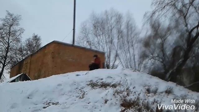 Катаемся на снегокате на верёвке... смотреть онлайн