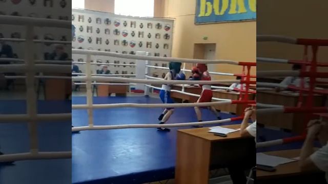 Чемионат г Хабаровска по БОКСУ 2 день Горячук Д(Русь) Бутаков И(Север)34 кг смотреть онлайн