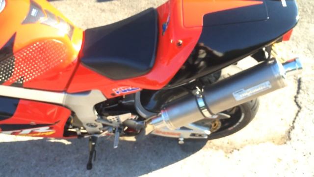 Honda VTR SP1 RC51 Two Brother racing Exhausts walk around, смотреть онлайн