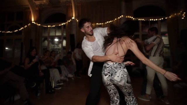 Aitor & Jade Jorge Bachata Social Dance XI 2023.11.05. by London Loves Bachata & BachataMusketeers смотреть онлайн
