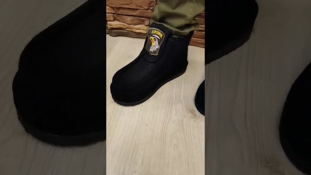 Мужские валеши с декором. В наличии разные варианты декора, пишите - звоните. смотреть онлайн