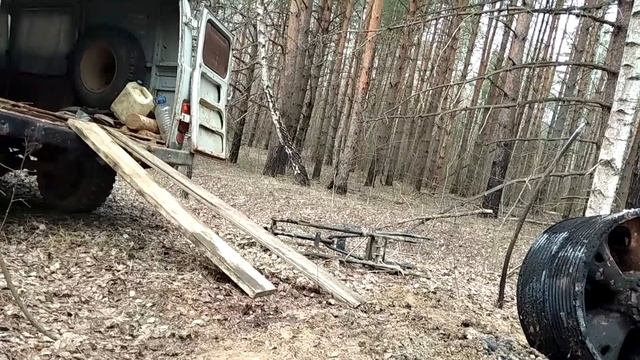 Каток от танка Т-54-55-62,обжог и сдал в металлолом.Знакомство с весенней гадюкой. смотреть онлайн
