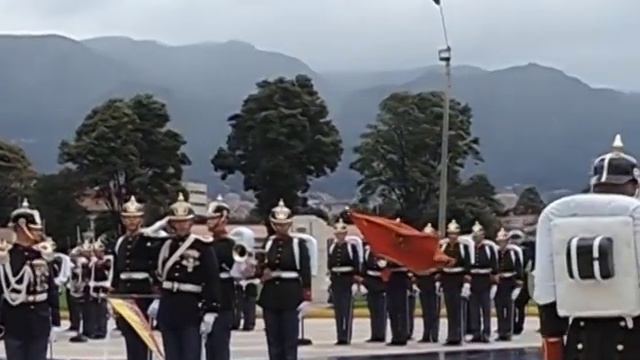 Ceremonia para la Imposición de la Medalla General Rafael Reyes" y Moneda ACORE смотреть онлайн