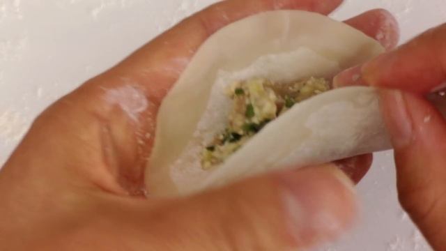 Dumplings: Dumpling Recipe - 3 Easy Steps (만두) смотреть онлайн