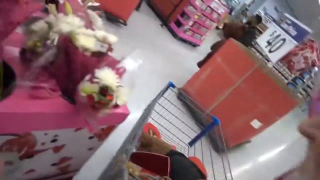 ЗЛОГО ДЕДА ВЫГНАЛИ ИЗ ВОЛМАРТ